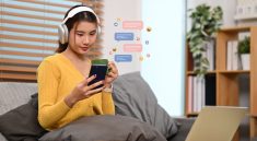 Viral! AI Chat Pacar Virtual Bikin Banyak Orang Baper Beneran